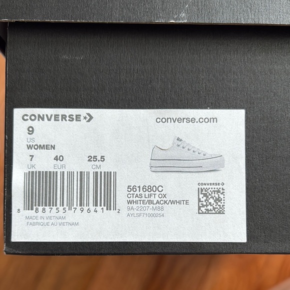 White Lift Converse Chuck Taylor All Star Sneakers - Picture 4 of 4